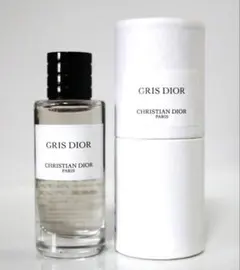 GRIS DIORグリディオール 40ml 廃盤サイズ (外箱あり) GRIS DIORグリディオール 40ml 廃盤サイズ (外箱あり) - メルカリ