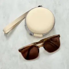 折りたたみサングラス　ケース付き