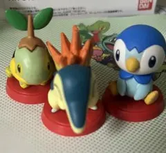 ポケモン　チョコエッグ 旅立ちの3匹フィギュア ナエトル ヒノアラシ ポッチャマ
