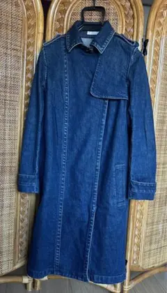 Item thumbnail for item a7ab2be8-e8a1-42f7-b3d9-53c88532b256