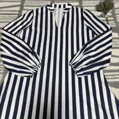 SHEIN ノッチネックシャツチュニック　ワンピース　長袖　ストライプ　Sサイズのサムネイル