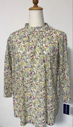 オリジナル　綿ローンスタンドカラーブラウス(ストローベリープリント)