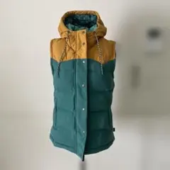 Patagonia ダウンベスト グリーン・イエロー フード レディースのサムネイル