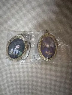 ツイステッドワンダーランド キーホルダー 2個セット