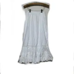 ✨Libra Cue❄花柄のホワイトのロングフレアスカート⚪