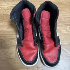 NIKE AIR JORDAN 1 MID レッド ブラック