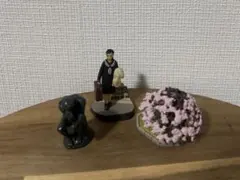 ミニチュアフィギュア（上野みやげ）3点セット 考える人 女子学生 桜のサムネイル