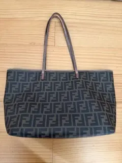 Fendi FFロゴ トートバッグ 大きめ
