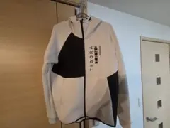 ティゴラ メンズウェア