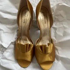 kate spade イエロー　ゴールド フリル ハイヒール　送料込み　匿名発送