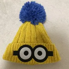 ミニオンデザイン帽子（ポンポン付き）