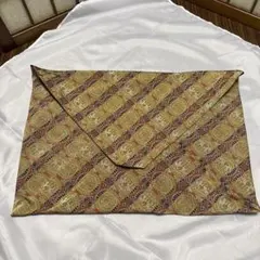 Item thumbnail for item 3a15b734-761b-4a73-abd4-802be9766350