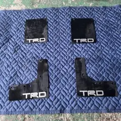 ☆GW限定値下げ【美品 新品】ハイエース TRD マッドフラップ3枚セット