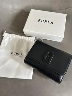 FURLA ブラック ✖︎ グレーベージュ 三つ折り財布