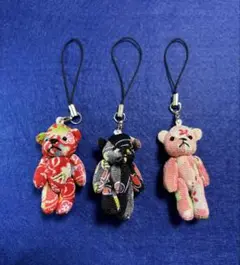 ちりめん細工　布製　クマ　くま　熊形　テディベアストラップ3個セット
