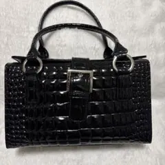 MONTOWA 牛革　クロコ型　エナメルバッグ ブラック　日本製