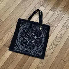 Item thumbnail for item 0bbe3a5a-d0ab-4b7f-a76b-9b2c72e98368