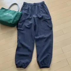 ダークグレー カーゴパンツ　アーバンリサーチ