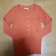 ★JILLSTUART オレンジニット 長袖 ボタン付きのサムネイル