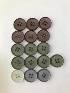 BT183　樹脂系ボタン　茶/カーキ他詰合わせ　タライ型4つ穴　15ｍｍ　16個