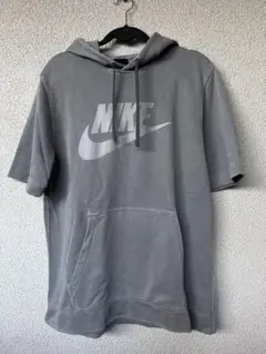 Nike グレー フーディー Lサイズ