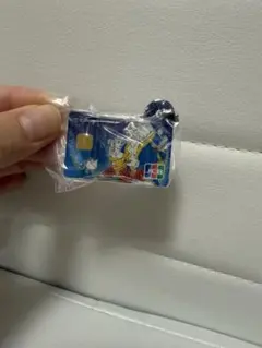 ディズニーJCBカード　ミニチュアメタルチャーム　美女と野獣