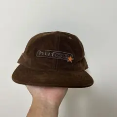 HUF ブラウンキャップ 刺繍ロゴ付き