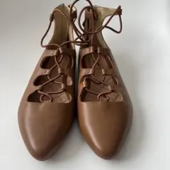 UGG 編み上げフラットシューズ　ロリアンナ