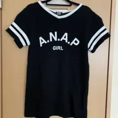 ANAP GIRL VネックTシャツ