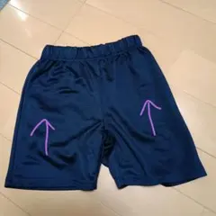 キッズ　紺　半ズボン