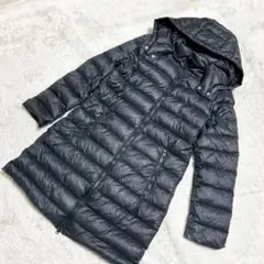 ブラック ライトダウン　ロングコート　フード付き