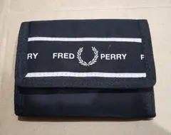 フレッドペリーFRED PERRYコンパクト財布 黒 ブラック