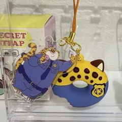 ディズニーストア　『ズートピア』　シークレットストラップ　クロウハウザー