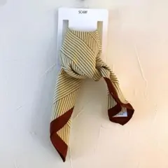 ◯ローリーズファーム 幾何学デザイン スカーフ◯約53cm ベージュ×ブラウンのサムネイル