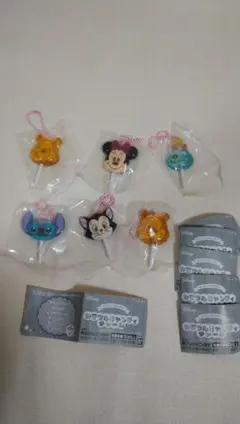 バンダイの「ディズニーキャラクター カラフルキャンディチャーム」　6個　まとめて