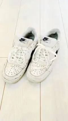 Nike スニーカー ホワイト/ブラッ
