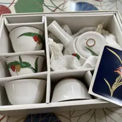 香蘭社　花柄急須と茶碗セット