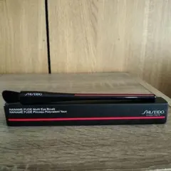 Item thumbnail for item 92884d67-ba85-4985-8da2-1fbbcc41bbd7