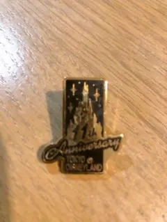 ディズニーランド　11周年ピンバッチ★