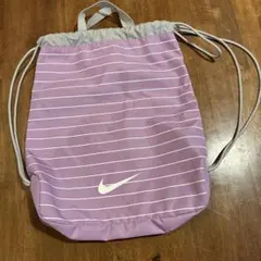Nike ストライプ ピンク ナップザック