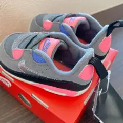 【新品未使用】NIKE ベビーシューズ 10cm グレー/ピンク