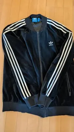 美品　adidas アディダス　ベロア　ジャージ　ジッパー　黒ブラックベルベット adidas - adidas ベロア ジャージ セットアップ XS 黒 金