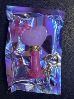 ディズニーストア　ミニーマウス ペンライトキーチェーン　シークレット