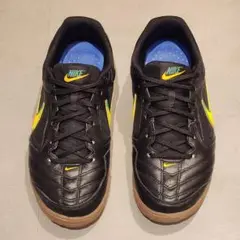 ナイキ フットサルシューズ