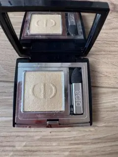 Dior モノクルールクチュール　アイシャドウ 616 ゴールド