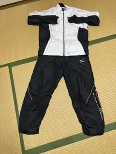 ミズノ　ブレサーモ　上下セット ホワイト/ブラック