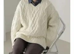 AMERICAN HOLIC Ｖネックケーブルニットプルオーバー　アイボリー