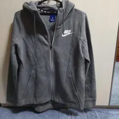 Nike グレー フード付きパーカー Mサイズ