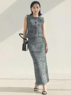 melt the lady button open round onepiece - メルカリ