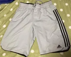 adidas L ハーフパンツ　グレー　白のインナー付　アディダス　中古